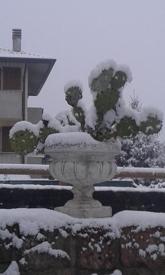 Casavarone Riva del Garda Exterior foto